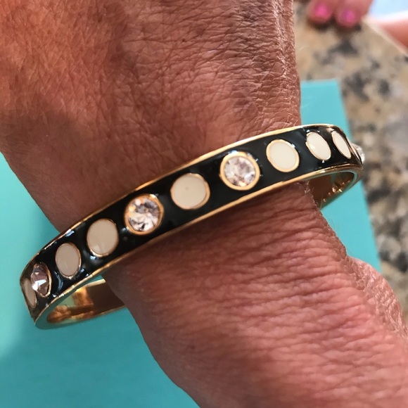 ♠️ Kate Spade Enamel Bangle - Picture 1 of 6